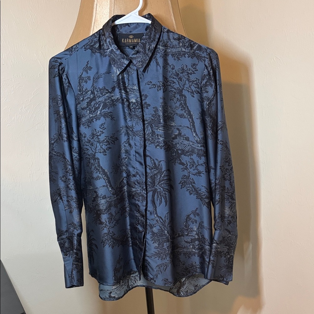 Karmamia Women's Blue Patterned Blouse